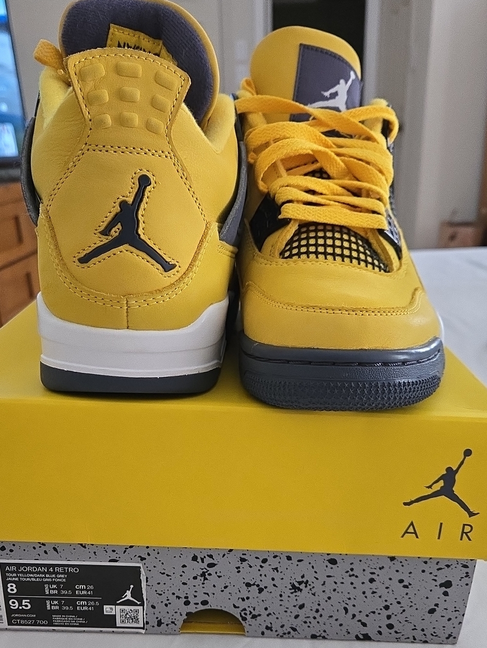 Jordan Kids' Retro 4 Sneakers - Yellow and Gray